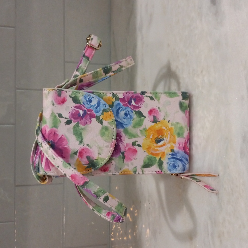 Crossbody Phone Wallet